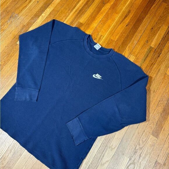 Vintage Nike Long Sleeve Shirt - Picture 2 of 8